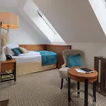 Silenzio Hotel