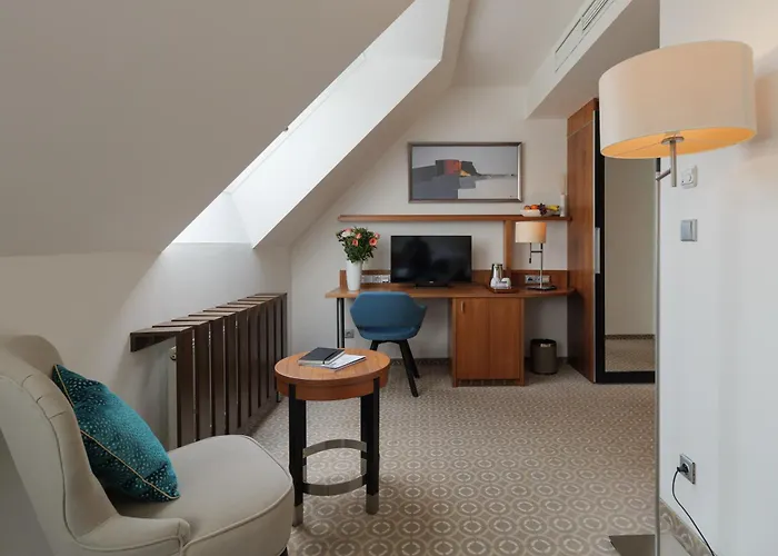 Silenzio ホテル プラハ