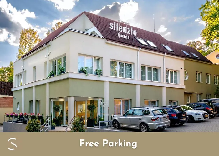 Hotel Silenzio