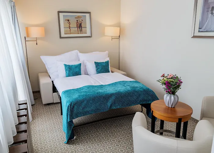 ホテル Silenzio 4*